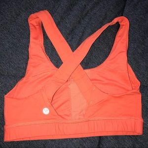 Lululemon sports bra